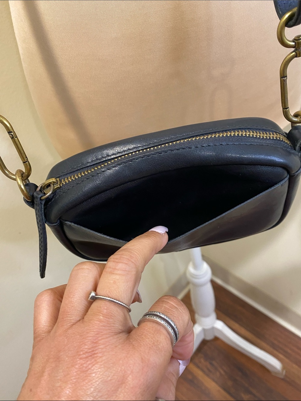 MADEWELL Carabiner  Classic Black Leather Crossbody Bag - Adjustable Strap - Picture 7 of 13